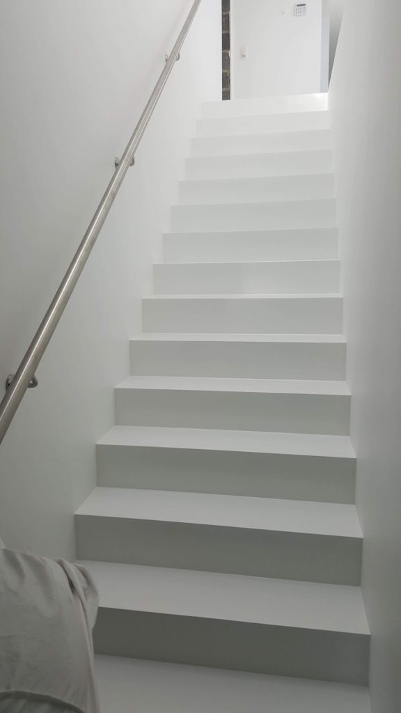 Escalier polyuréthane contemporain